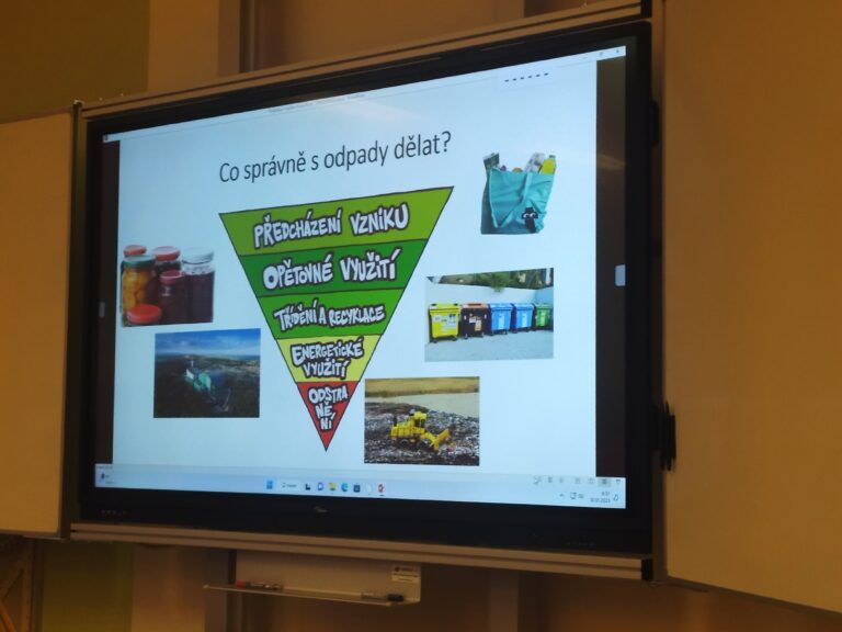 Tonda obal na cestách opět na Klicperce 